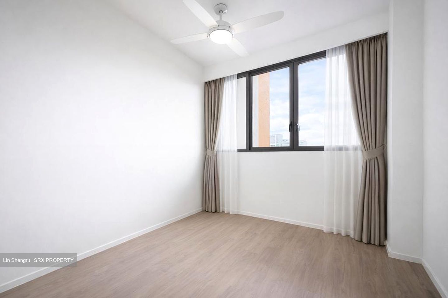 Amo Residence (D20), Apartment #595896051
